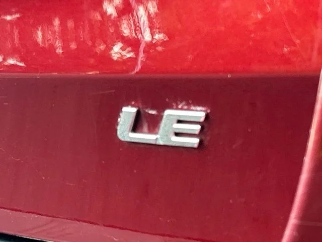 Used 2015 Red Toyota LE image 15