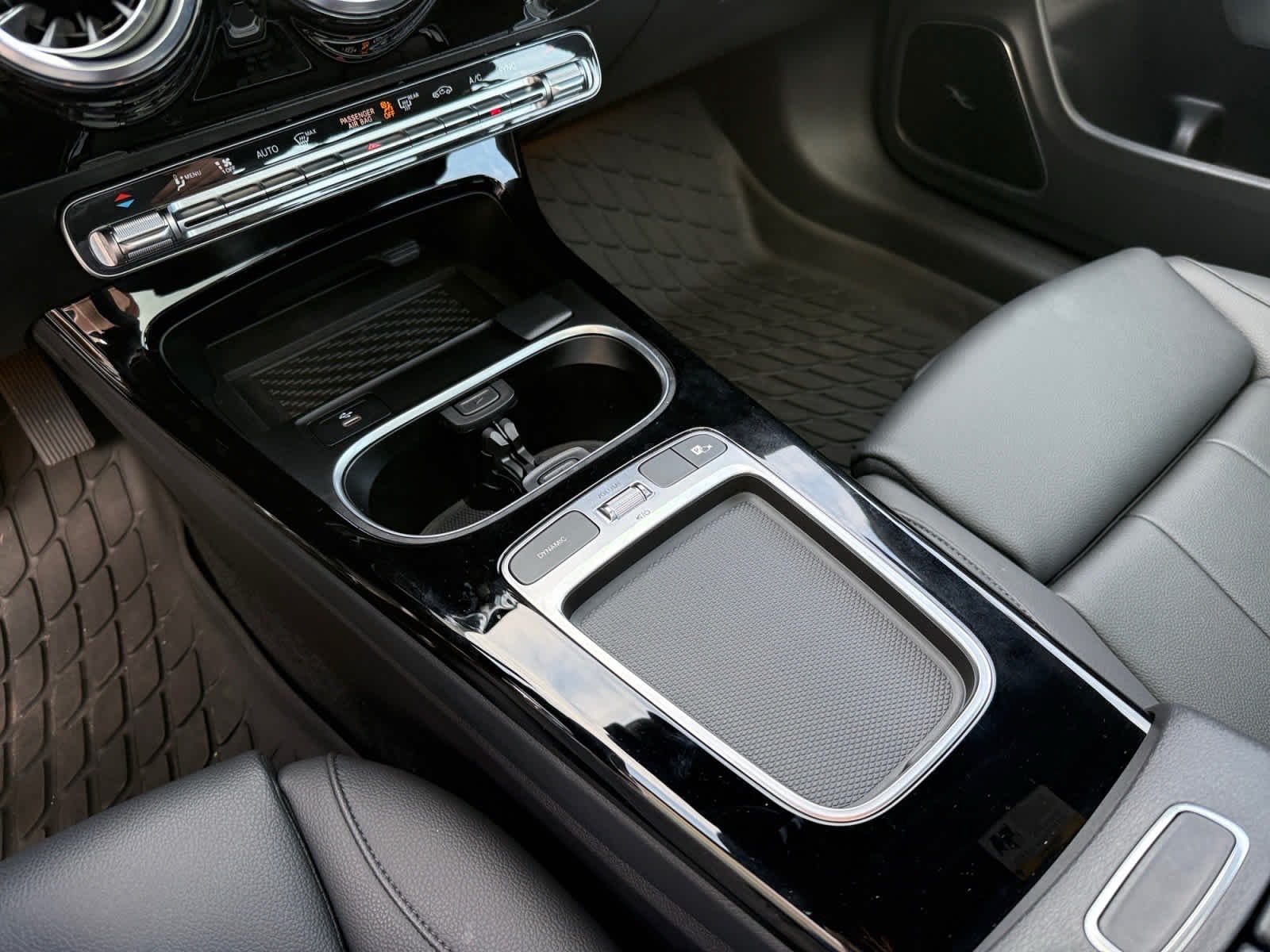 Certified Used 2025 Polar White Mercedes-Benz CLA 250 image 22