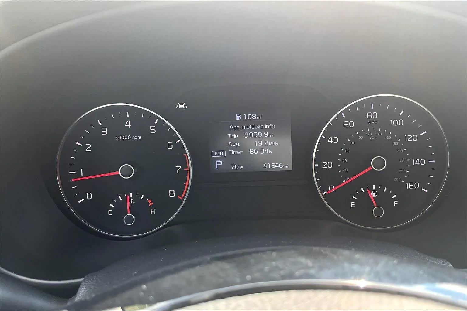 Used 2022 Hyper Red Kia LX image 25
