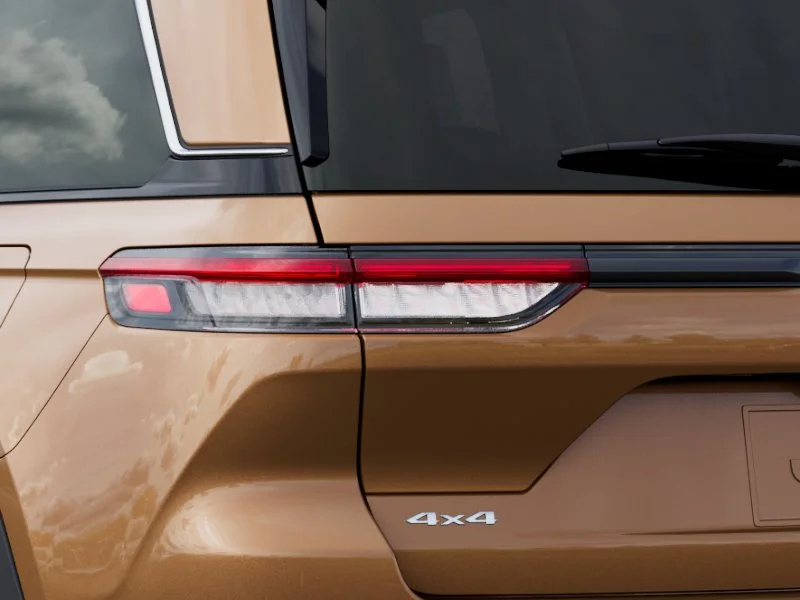 New 2026 Copper Shino Metallic Clear-Coat Exterior Paint Jeep Limited image 35