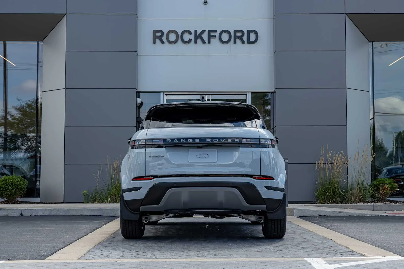 2026 Land Rover Range Rover Evoque S - Photo 8