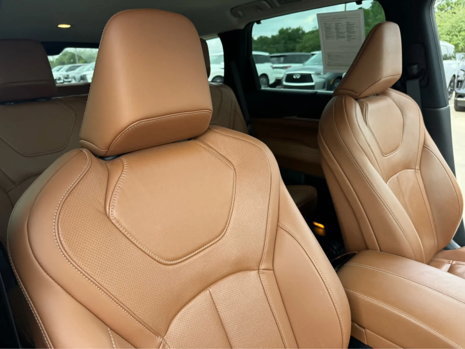 Certified Used 2023 Majestic White INFINITI SENSORY image 13