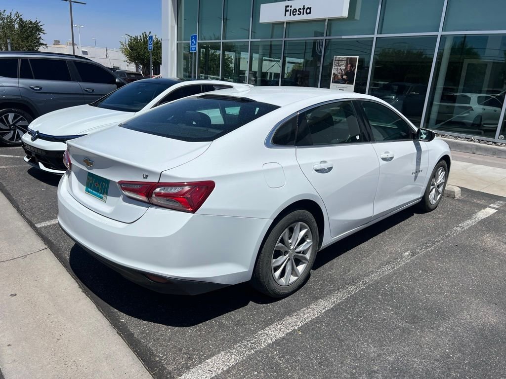 Used 2021 White Chevrolet LT image 3