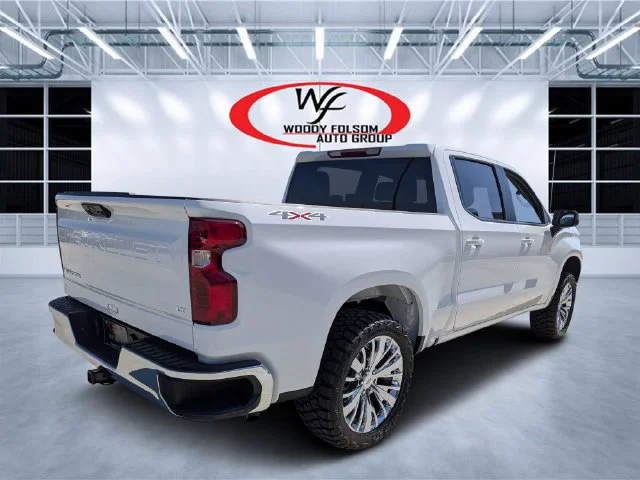 Used 2026 White Chevrolet LT image 3
