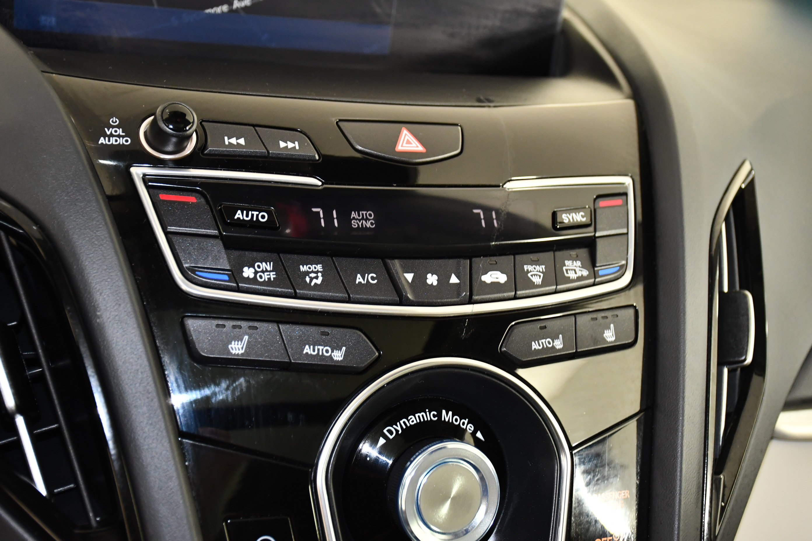 2025 Acura RDX Technology Package - Photo 28