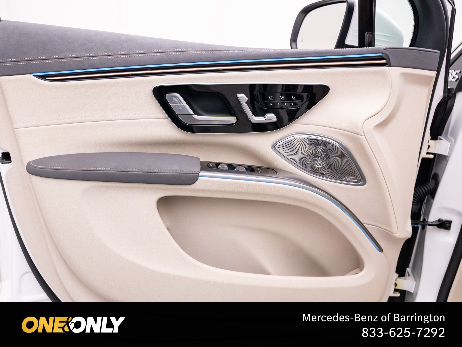 Used 2023 White Mercedes-Benz 450 image 13