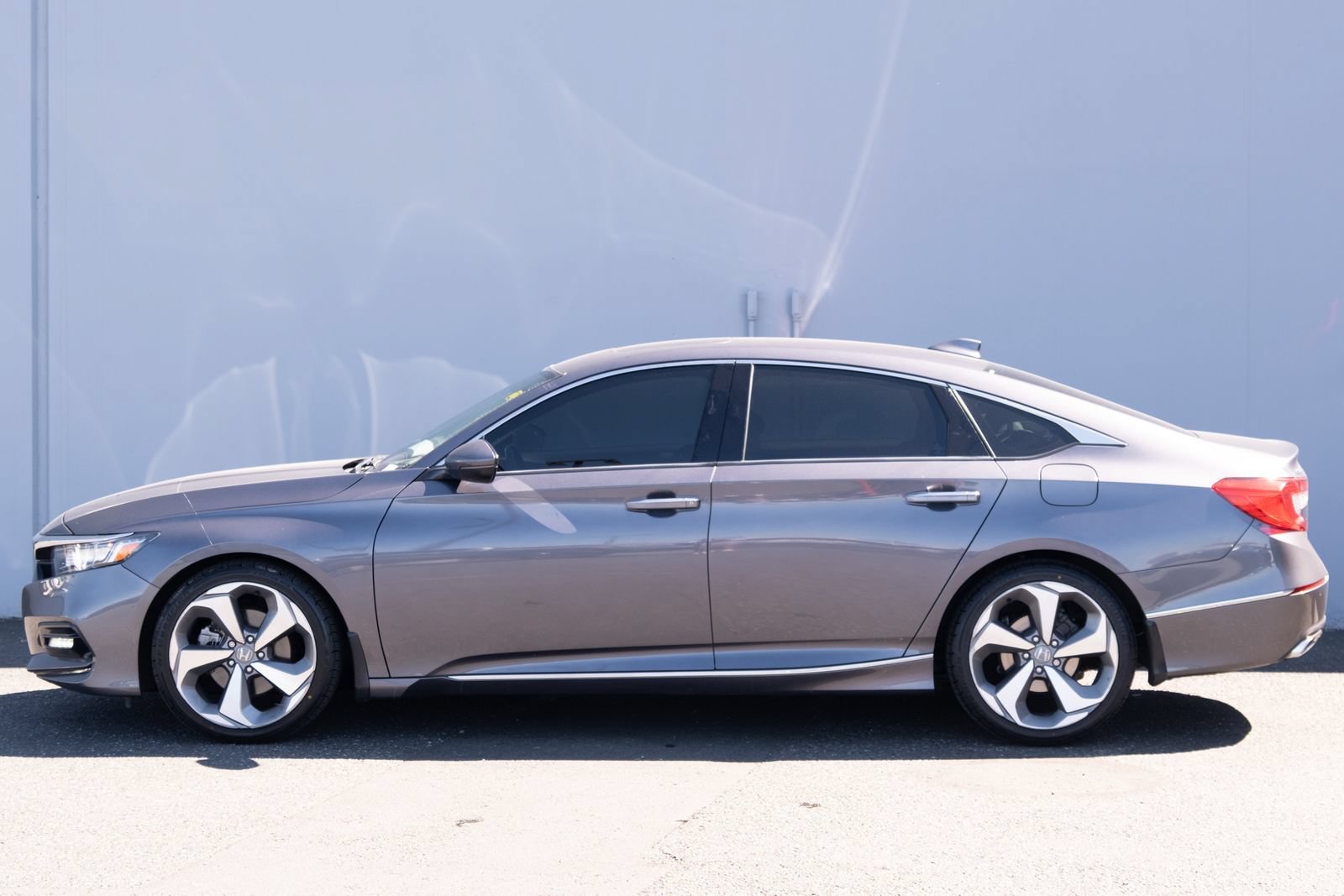 Used 2018  Honda Touring 1.5T image 27