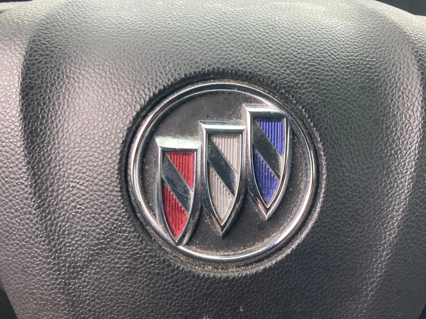 Used 2021 Ebony Twilight Metallic Buick Preferred image 15