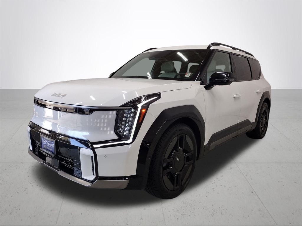Used 2024 Kia EV9 GT-Line with VIN KNDAEFS59R6024843 for sale in Sandy, OR