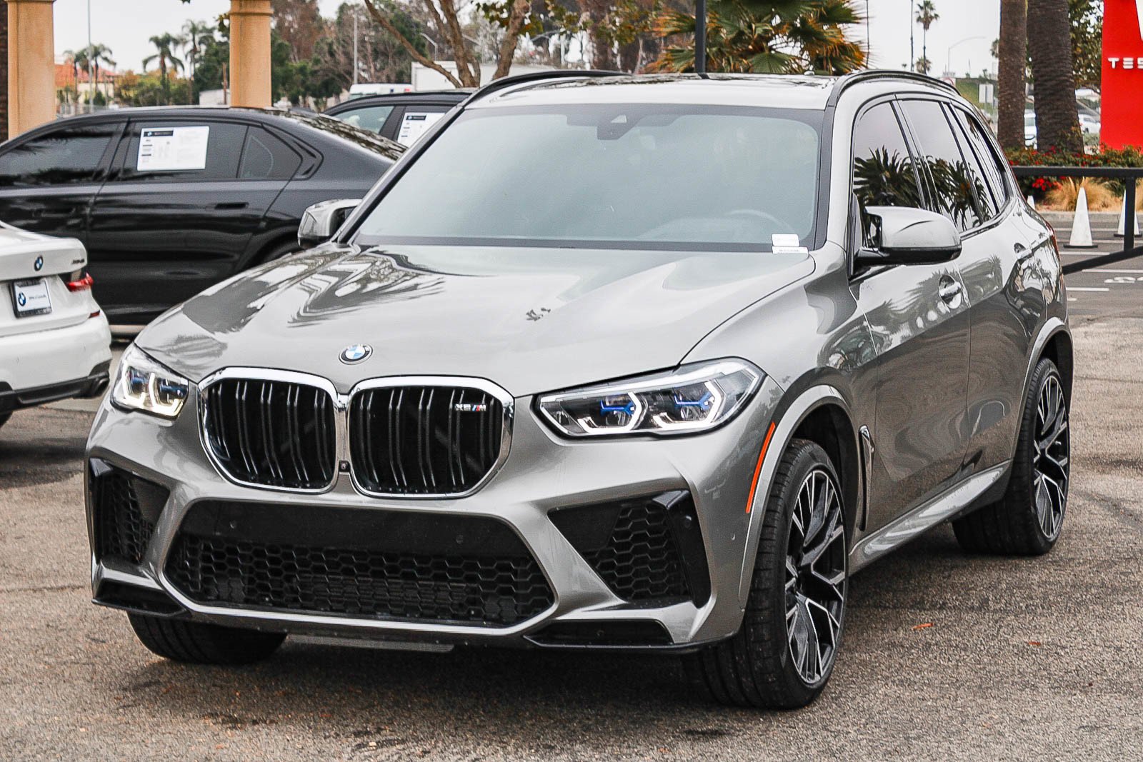 Used 2021 Donington Grey Metallic BMW Base image 3