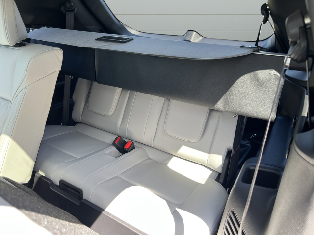Used 2025 Black Mitsubishi SEL Platinum Edition image 28