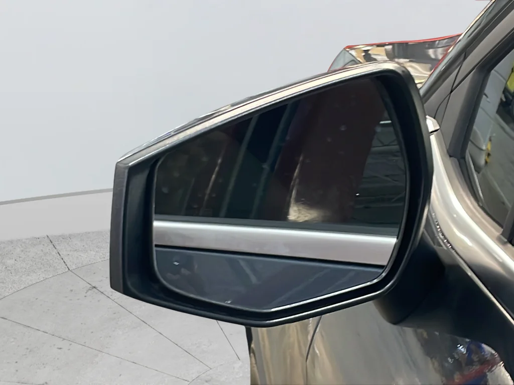 Used 2023 Gray Kia LX image 43