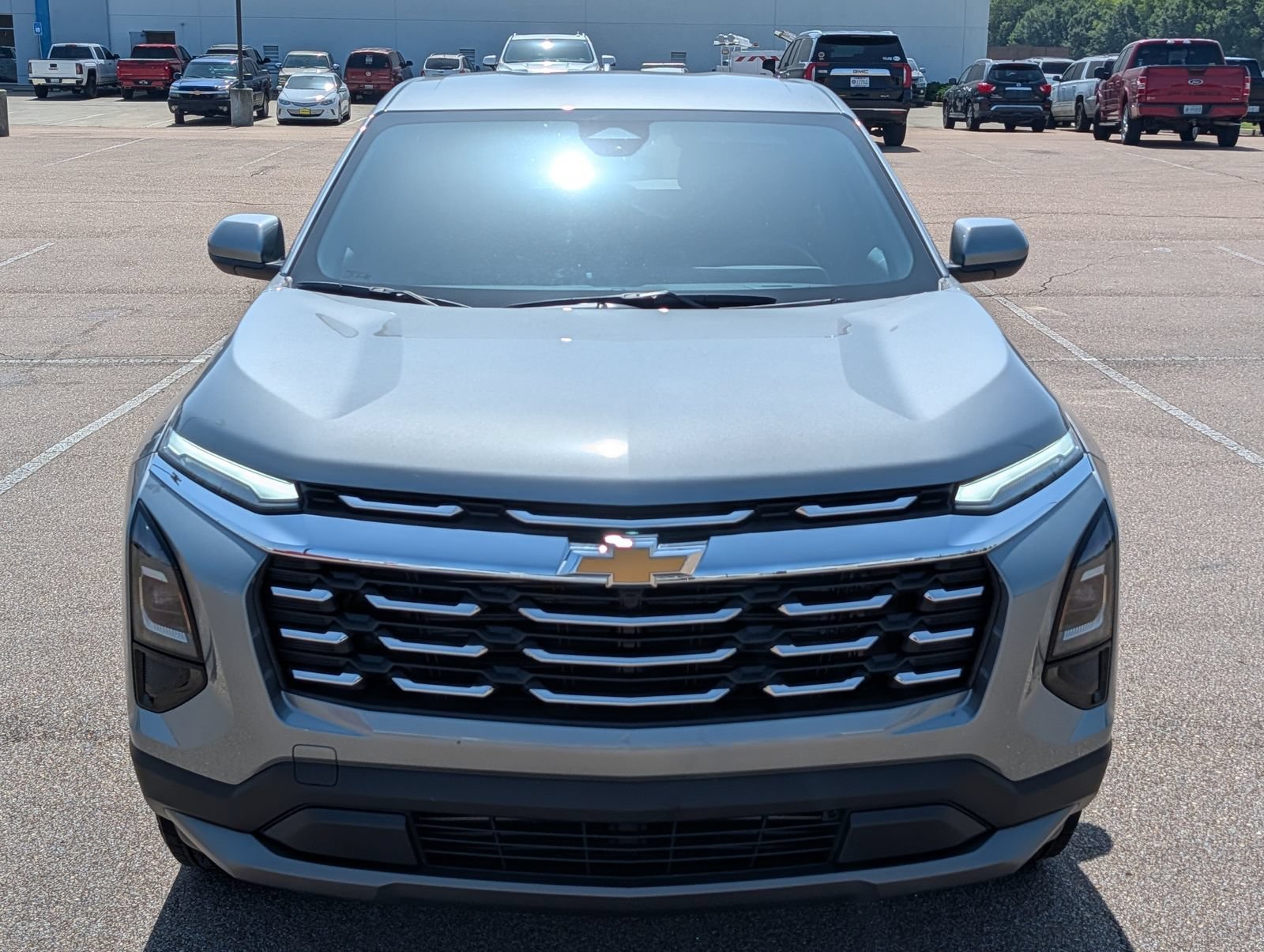2027 Chevrolet Equinox LT - Photo 2