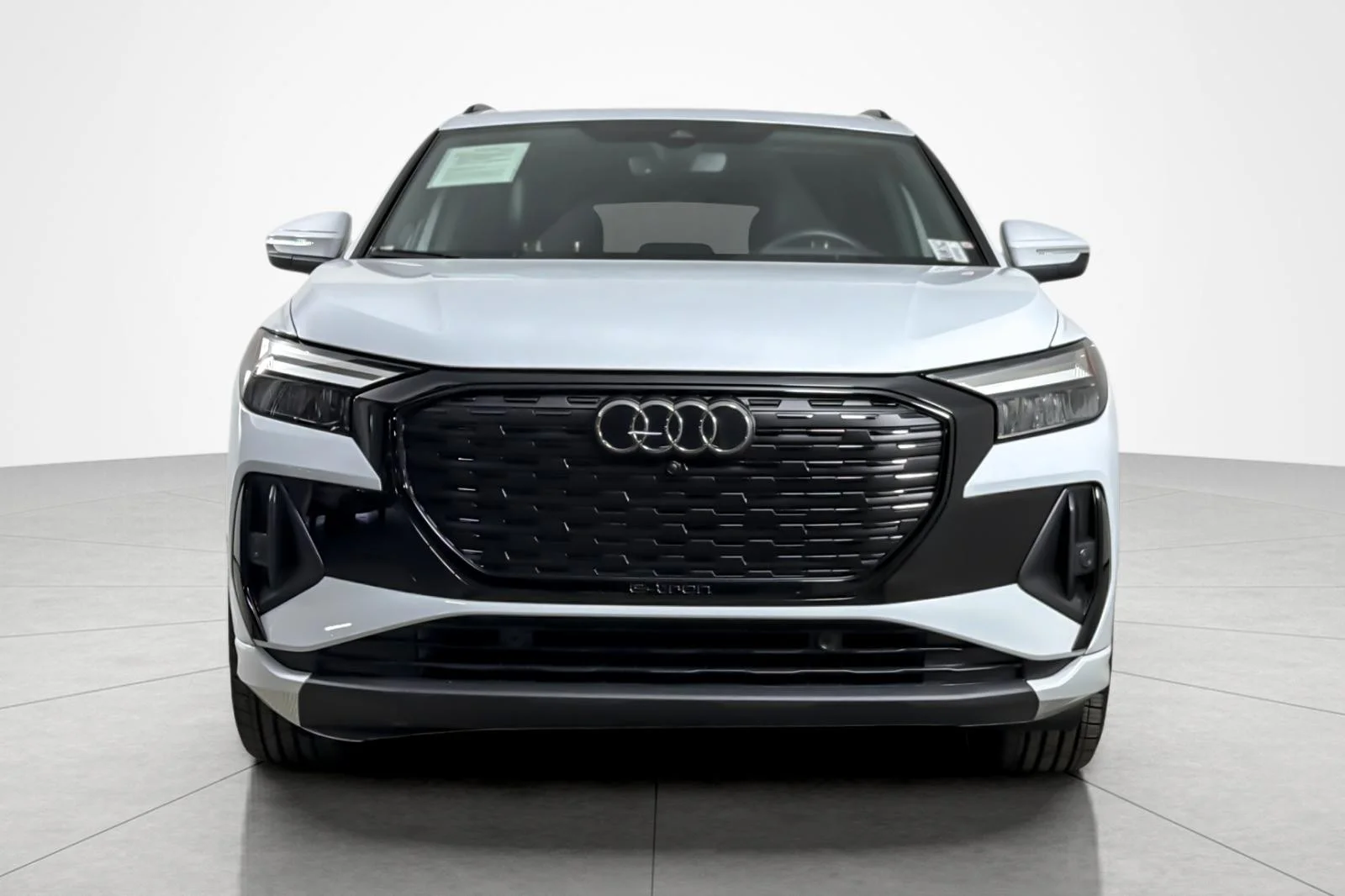 2025 Audi Q4 e-tron Premium - Photo 8