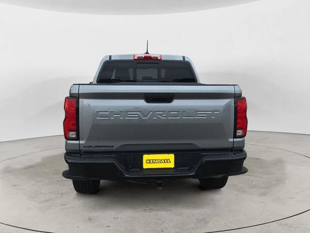 Used 2024 Silver Chevrolet Z71 image 4