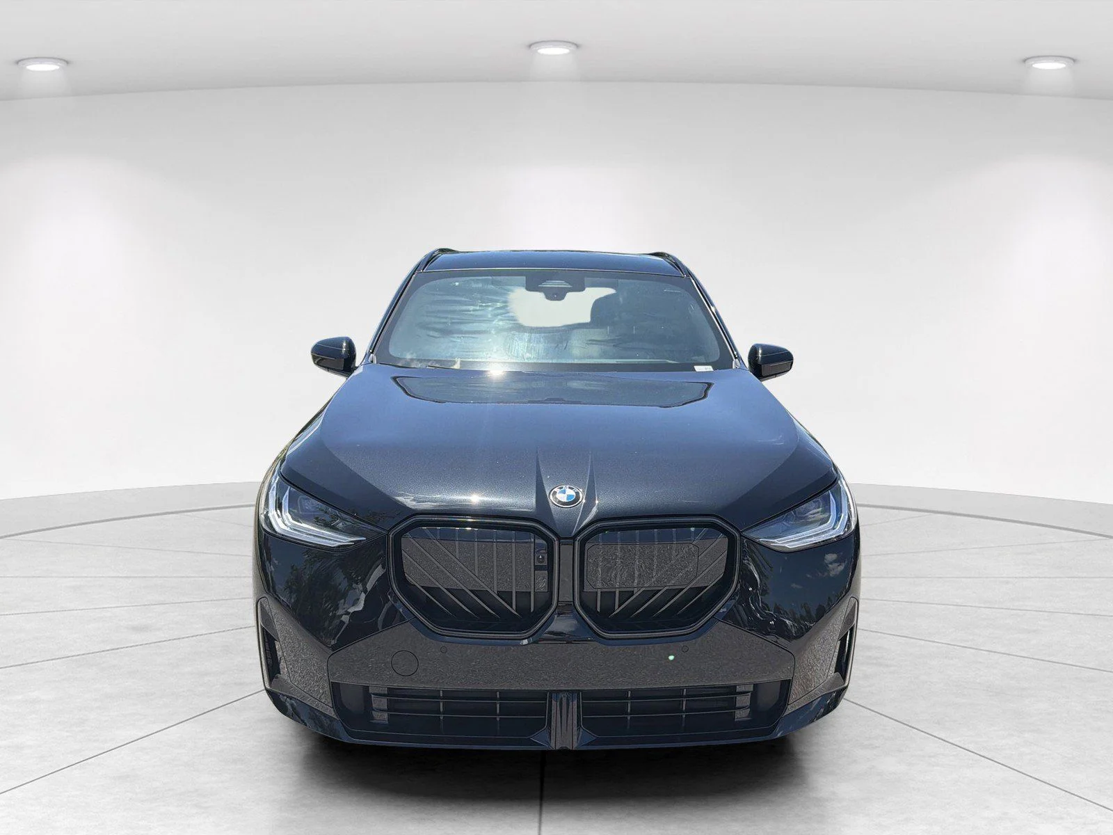 New 2025 Black Sapphire Metallic BMW 30 xDrive image 2