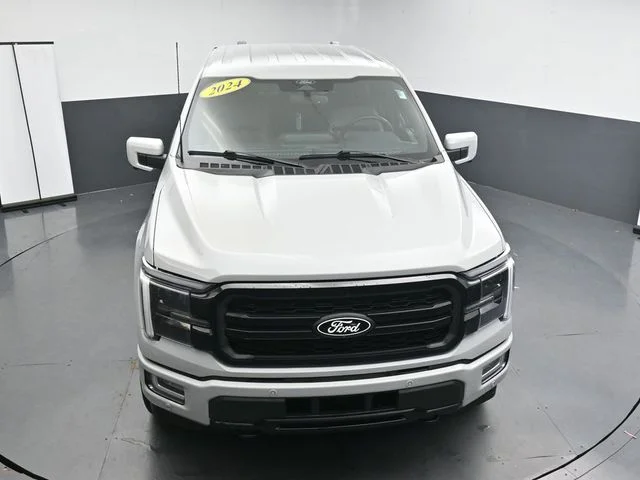 Used 2024 White Ford Lariat image 21