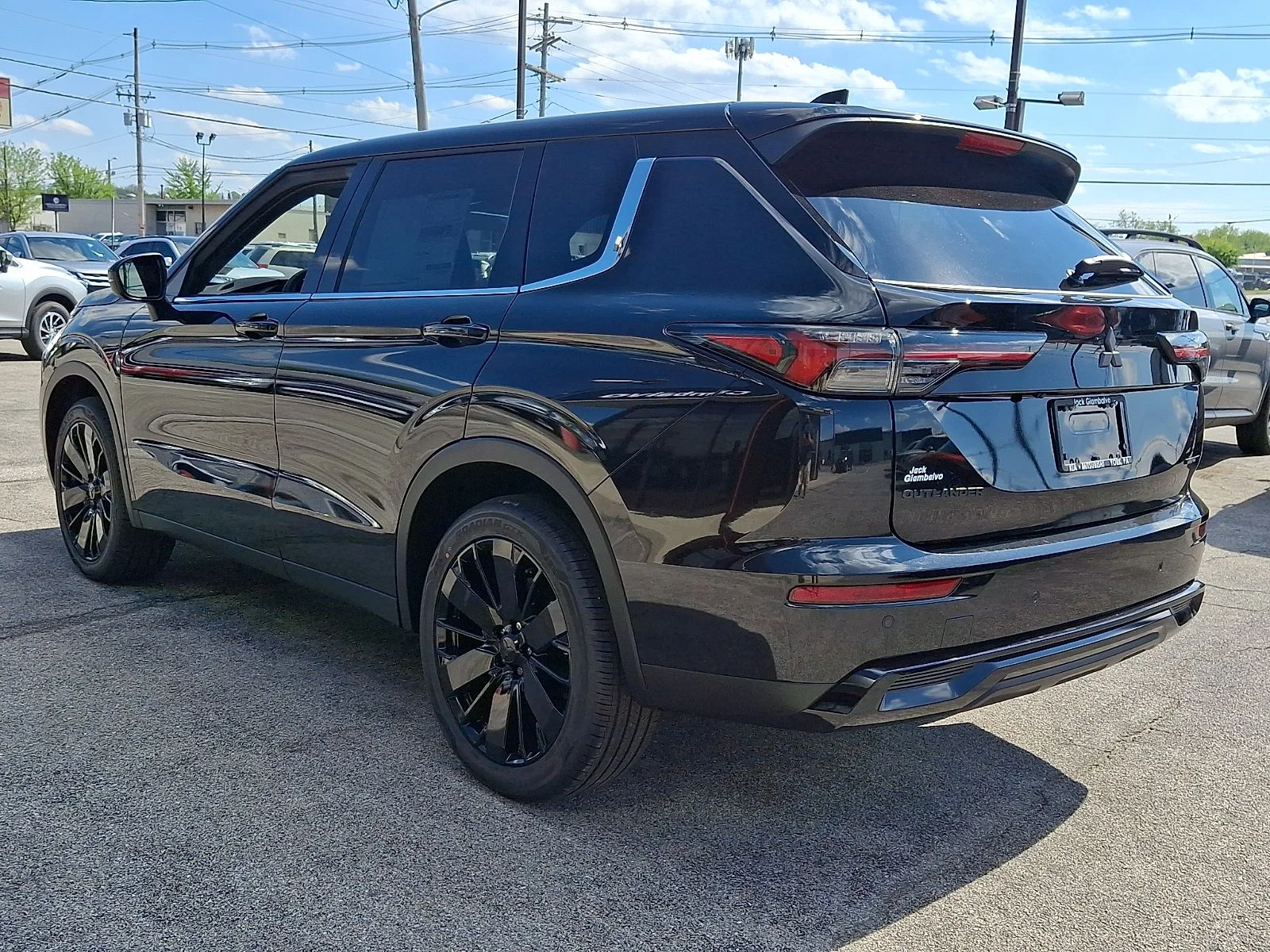 New 2026 Black Mitsubishi LE image 5