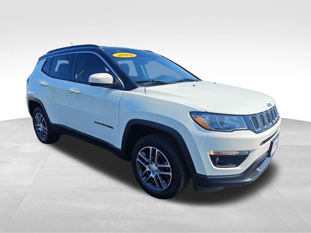 Used 2020 White Jeep Latitude image 7