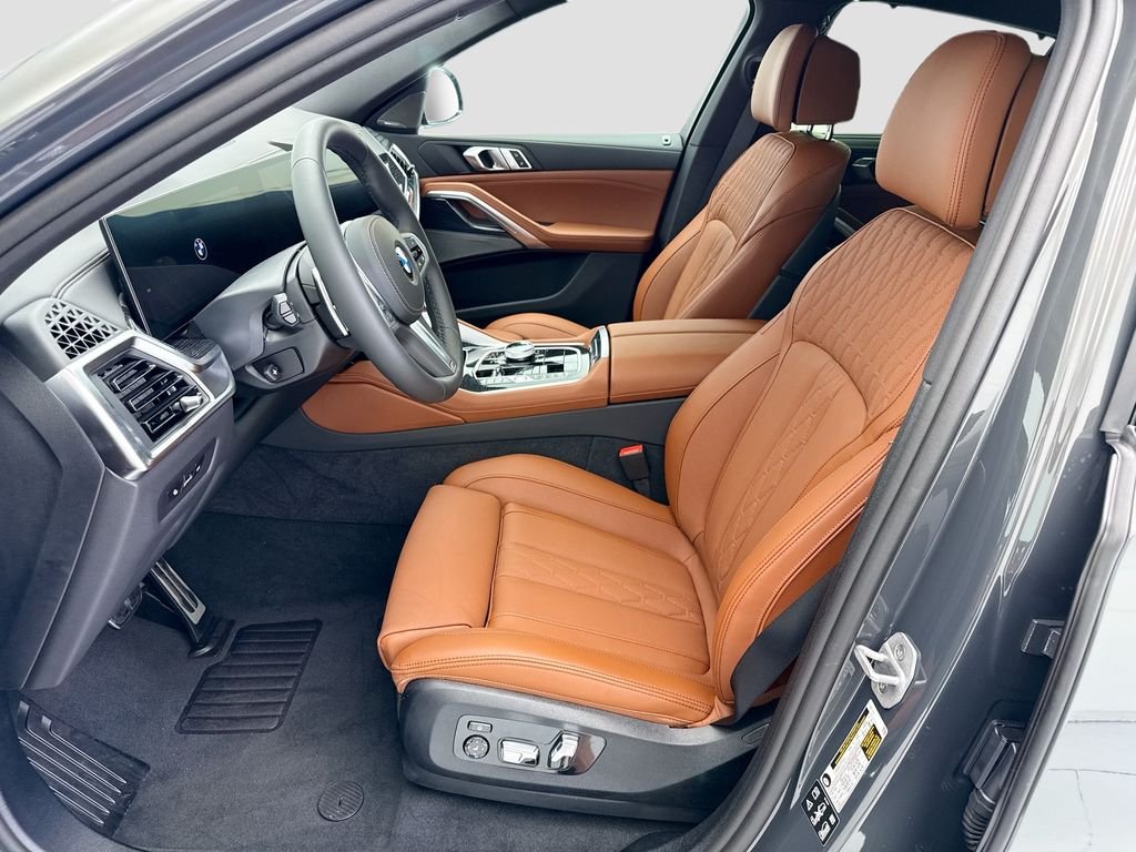 New 2027 Gray Metallic BMW xDrive40i image 18