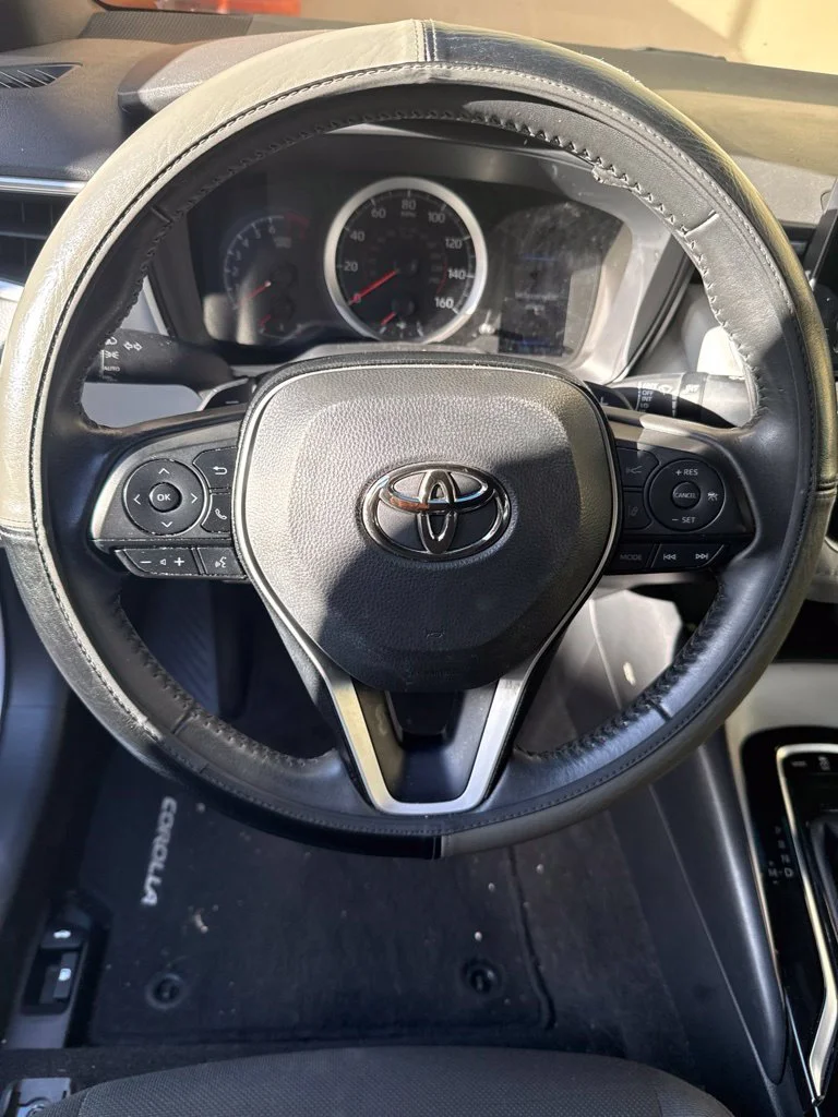 Used 2022 Silver Toyota SE image 11