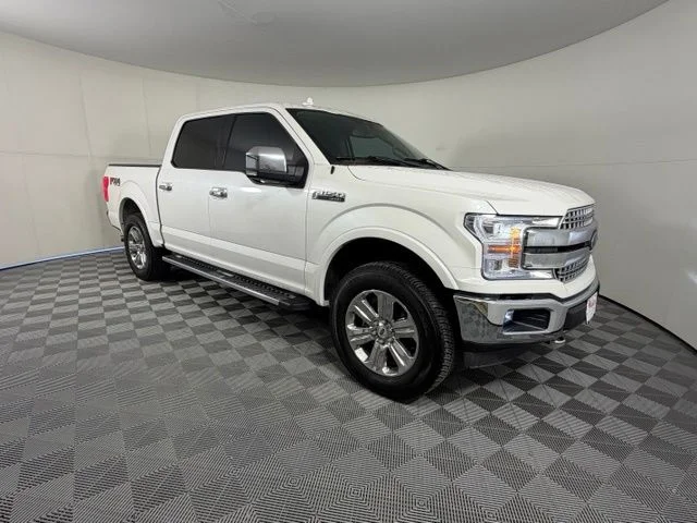 Used 2018 White Platinum Clearcoat Metallic Ford Lariat image 1