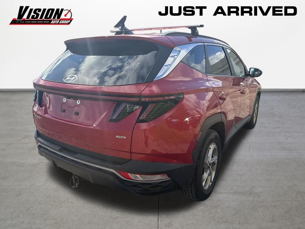 Used 2022 Red Hyundai SEL image 4