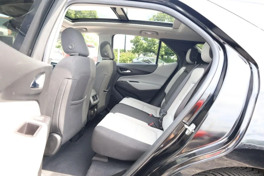Used 2019 Mosaic Black Metallic Chevrolet AWD 4dr LT w/2LT image 22