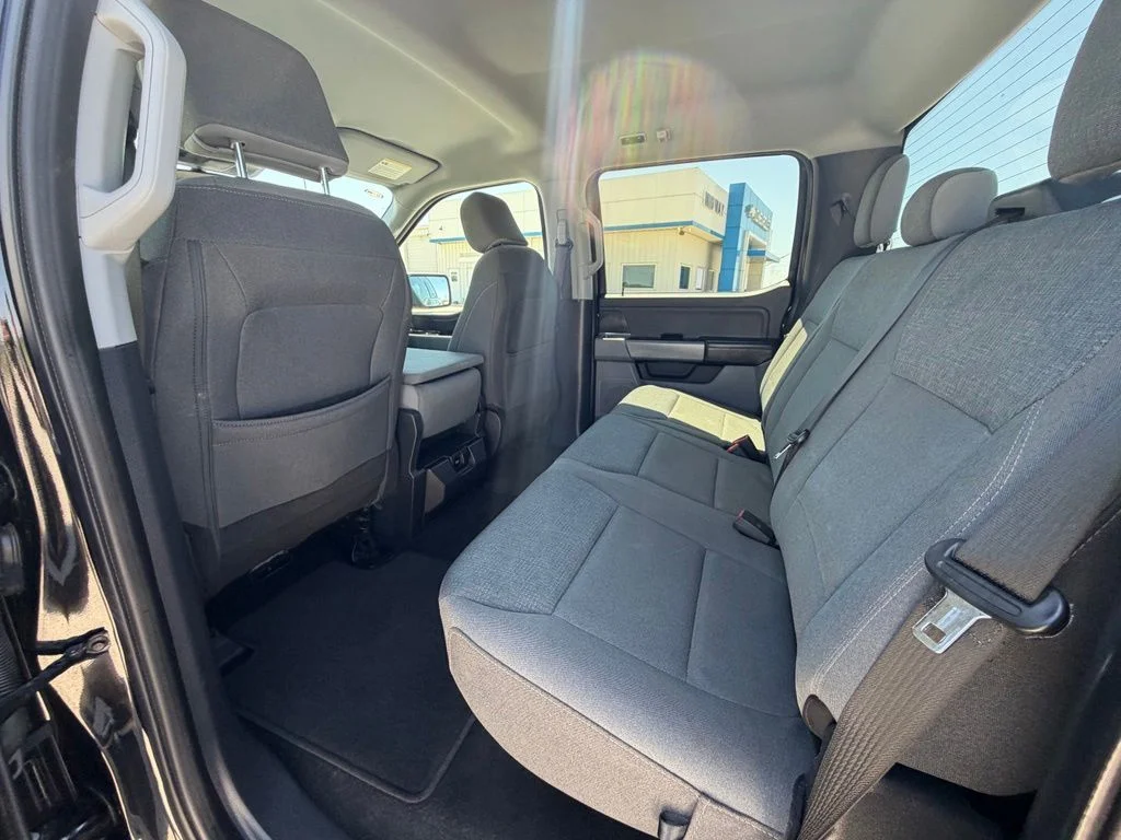 Used 2025 Black Ford XLT image 27