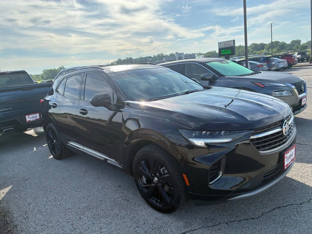 2023 Buick Envision Essence FWD's photo