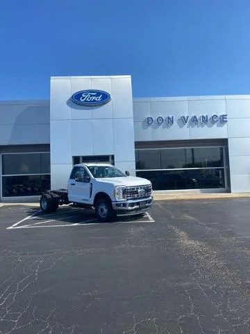 2026 Ford F-350 XL 4x4 Regular Cab 145-In DRW's photo