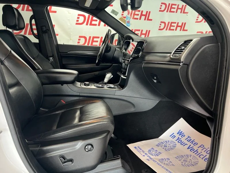 Used 2020 White Jeep Limited image 13
