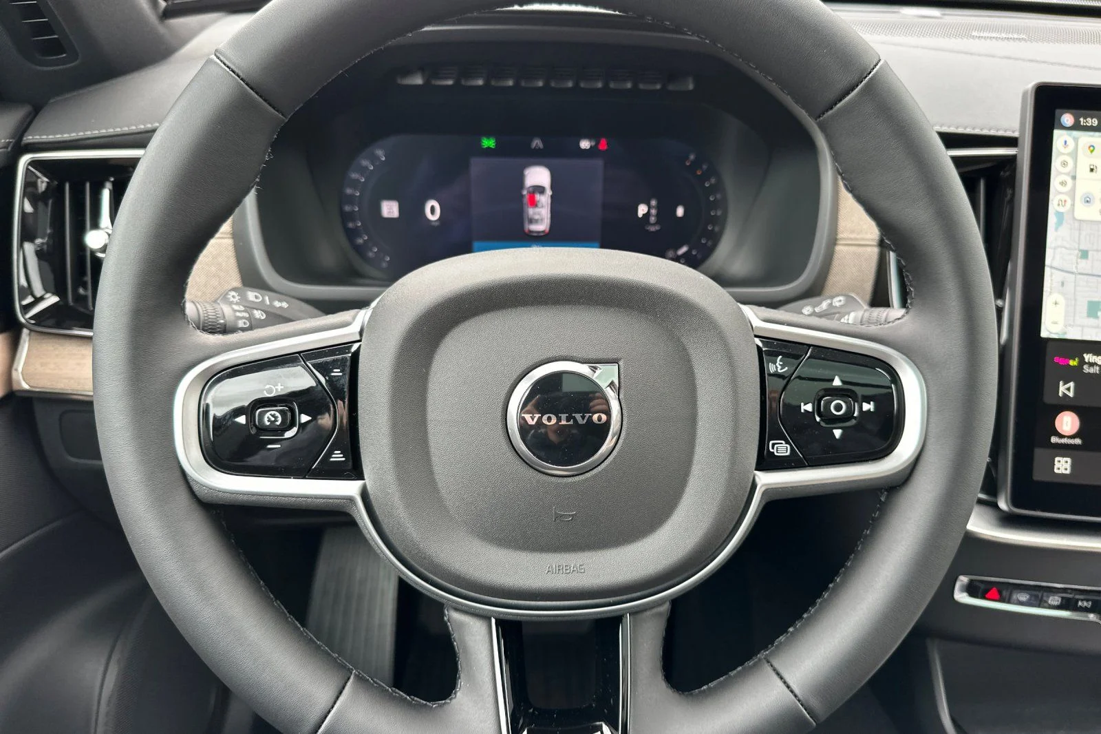 2026 Volvo XC90 Plus - Photo 24