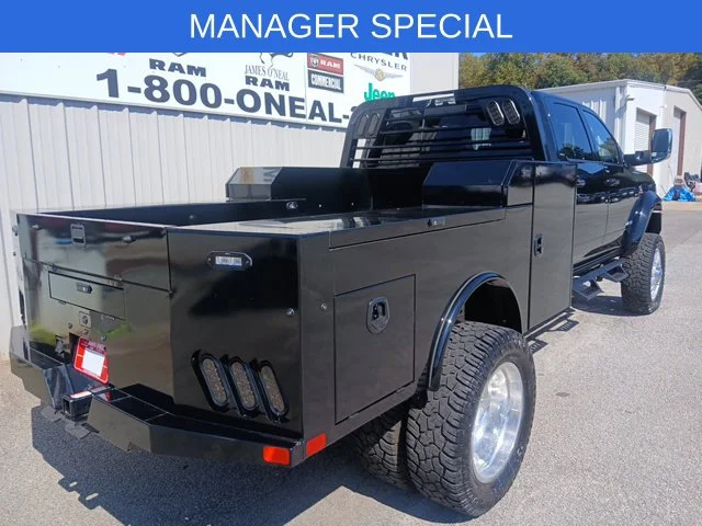Used 2022 Black Ram Laramie image 3