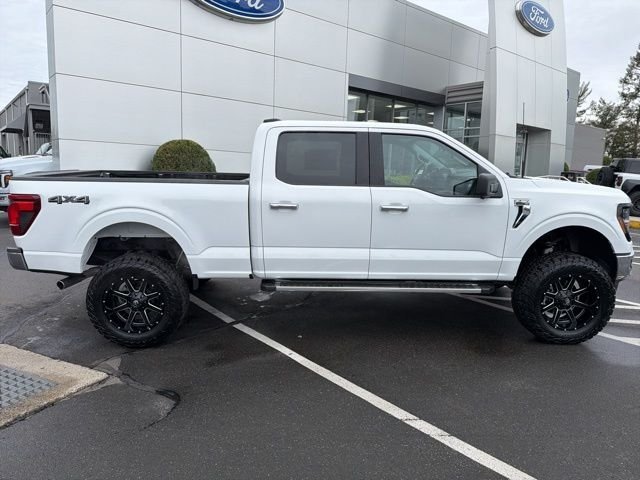 Used 2024 White Ford XLT image 9