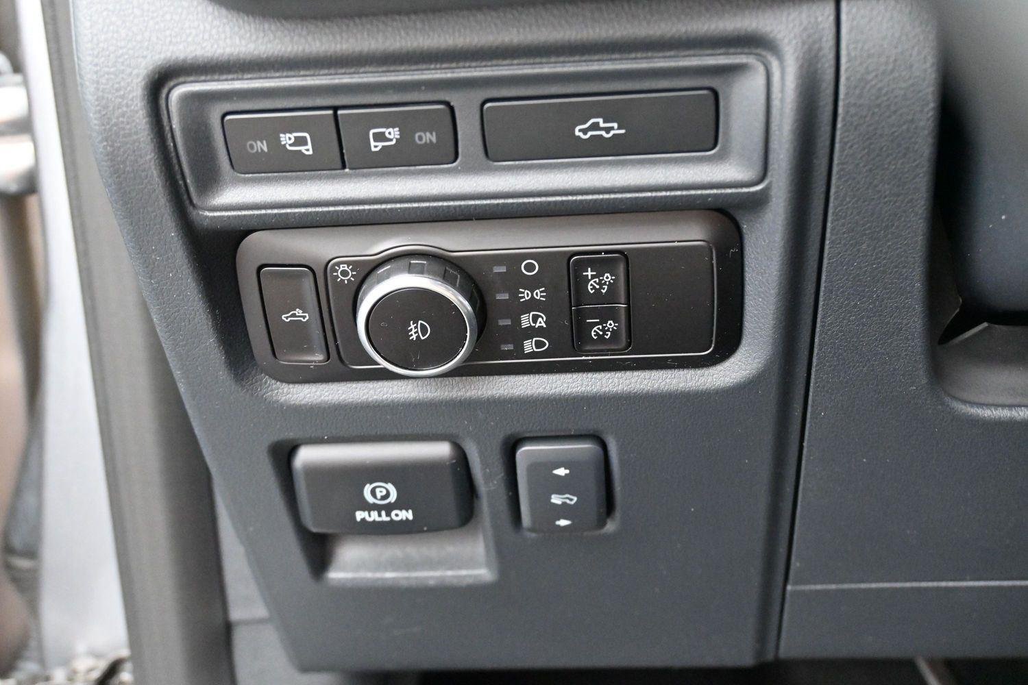 Used 2023 Iconic Silver Ford Tremor image 19