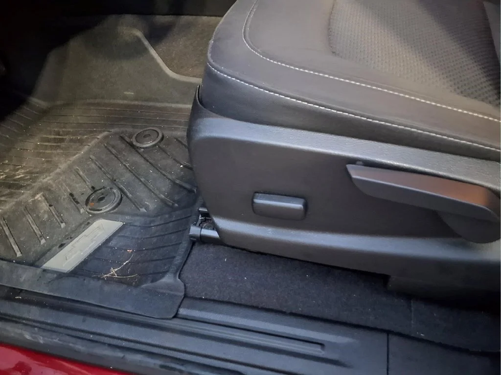 Used 2019 Red Chevrolet LT image 10