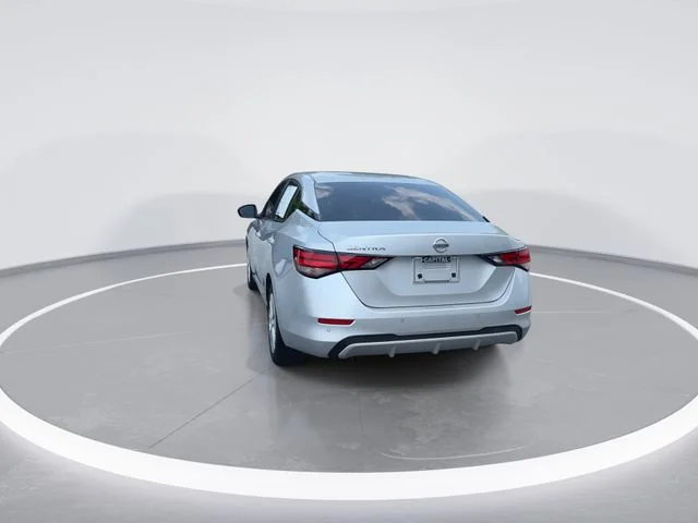 Used 2023 Silver Nissan S image 7