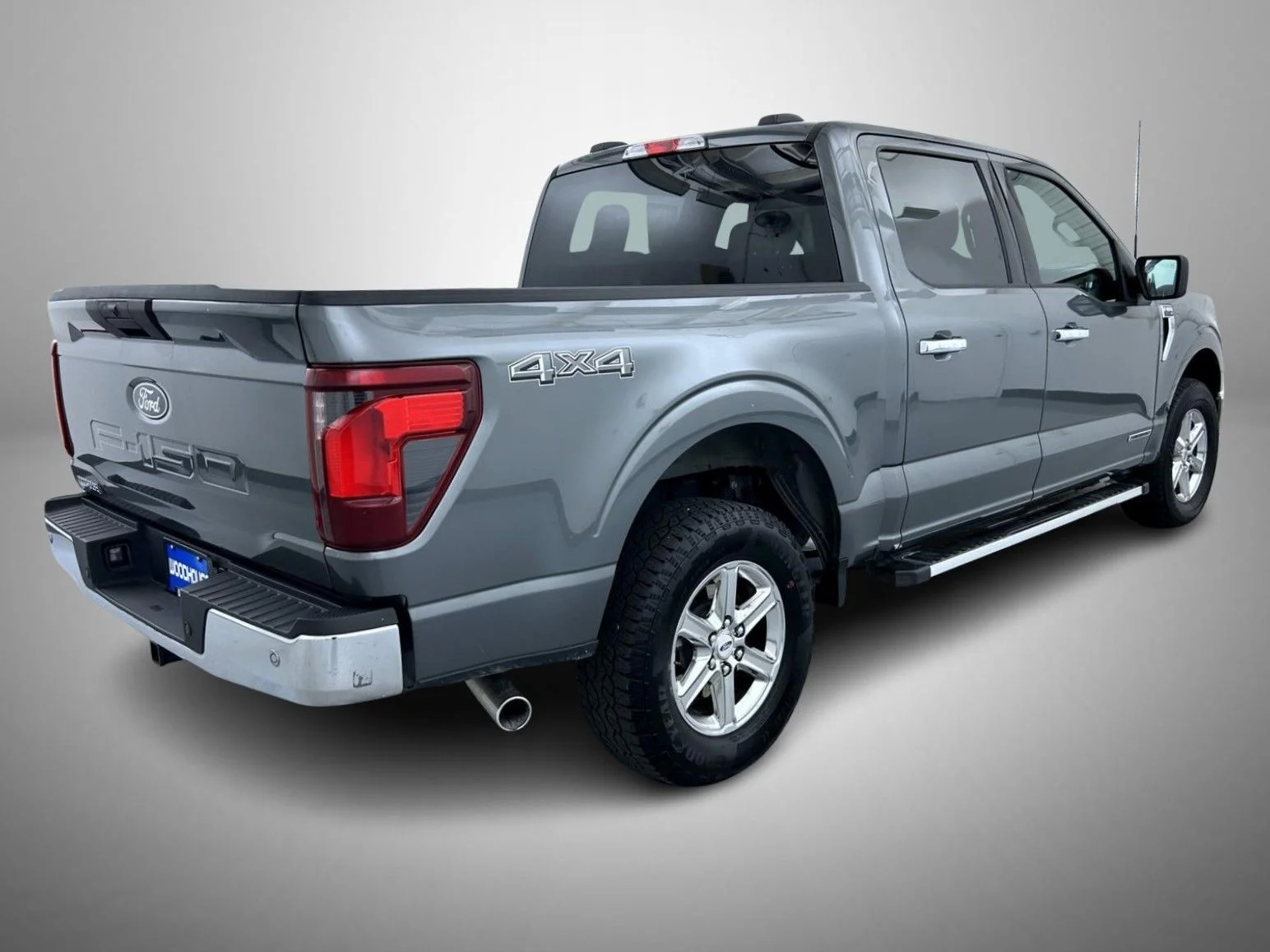 Used 2025 Gray Ford XLT image 5