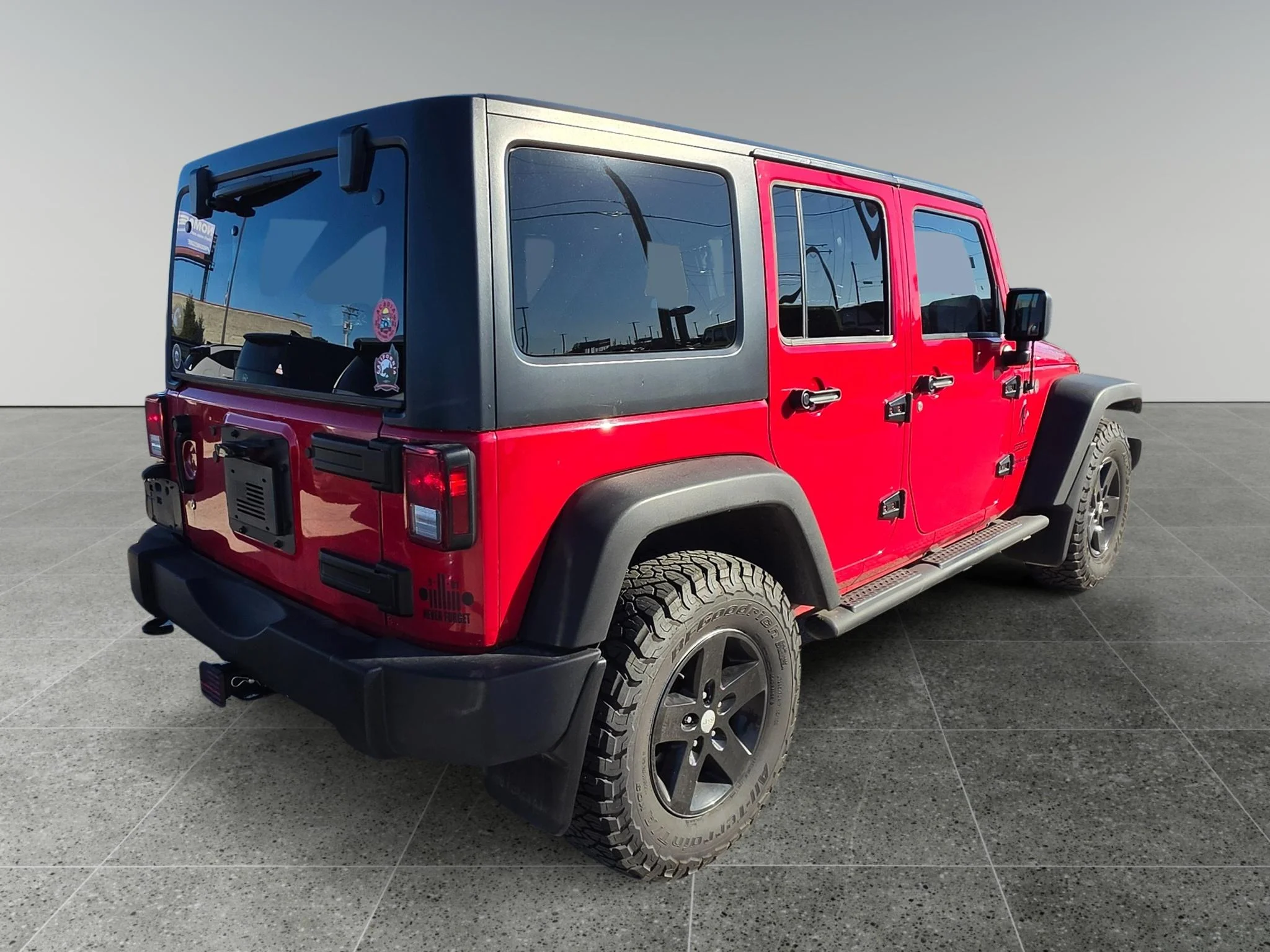 Used 2014 Flame Red Clearcoat Jeep Sport image 5