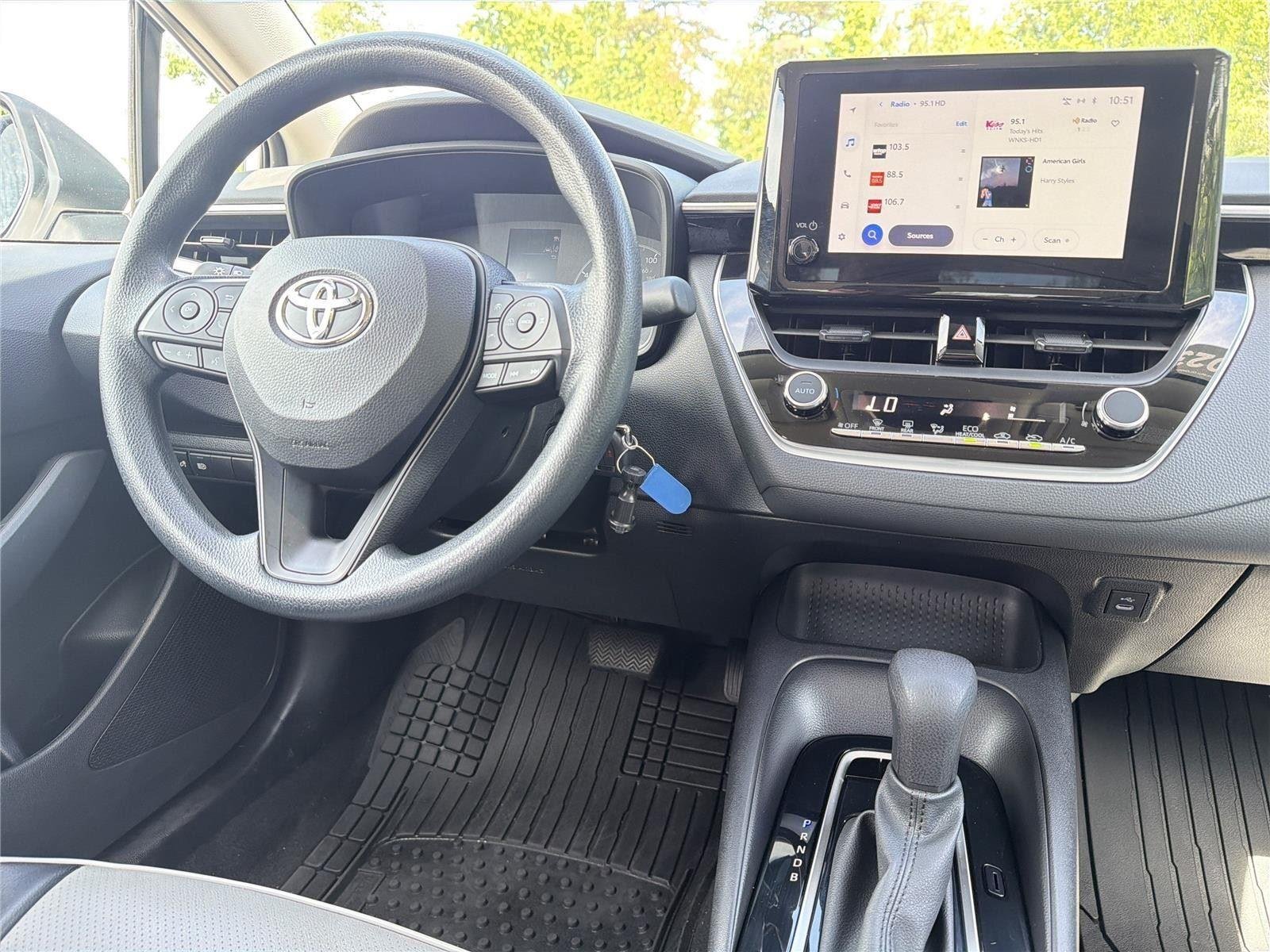 Used 2023 Ice Cap Toyota LE image 10