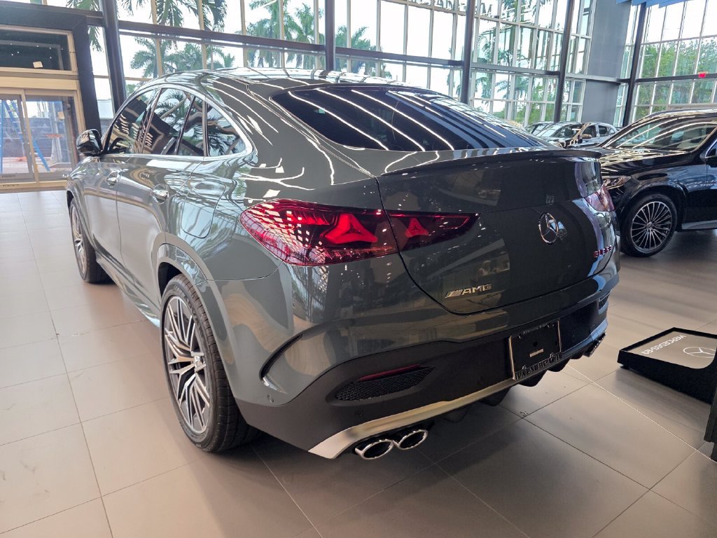 New 2027 Green Mercedes-Benz GLE 450 image 4