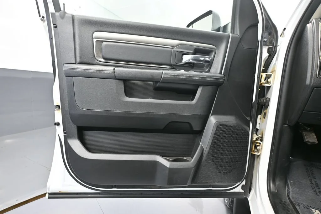 Used 2018 White Ram Sport image 14