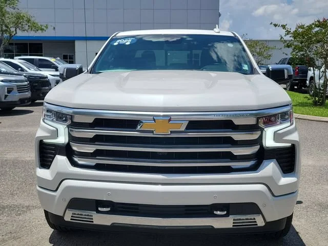 2025 Chevrolet Silverado 1500 High Country - Photo 8