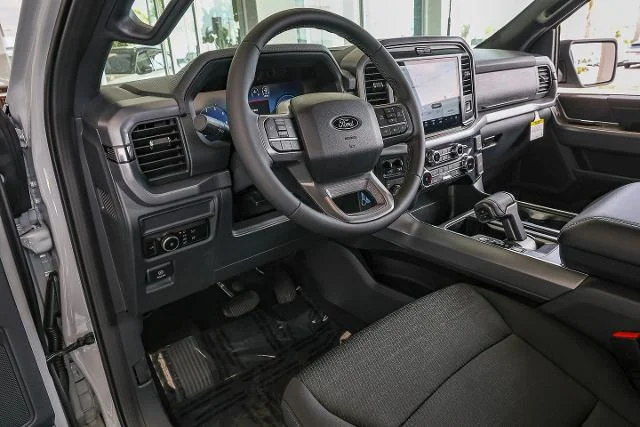 New 2026 Avalanche Ford XLT image 13