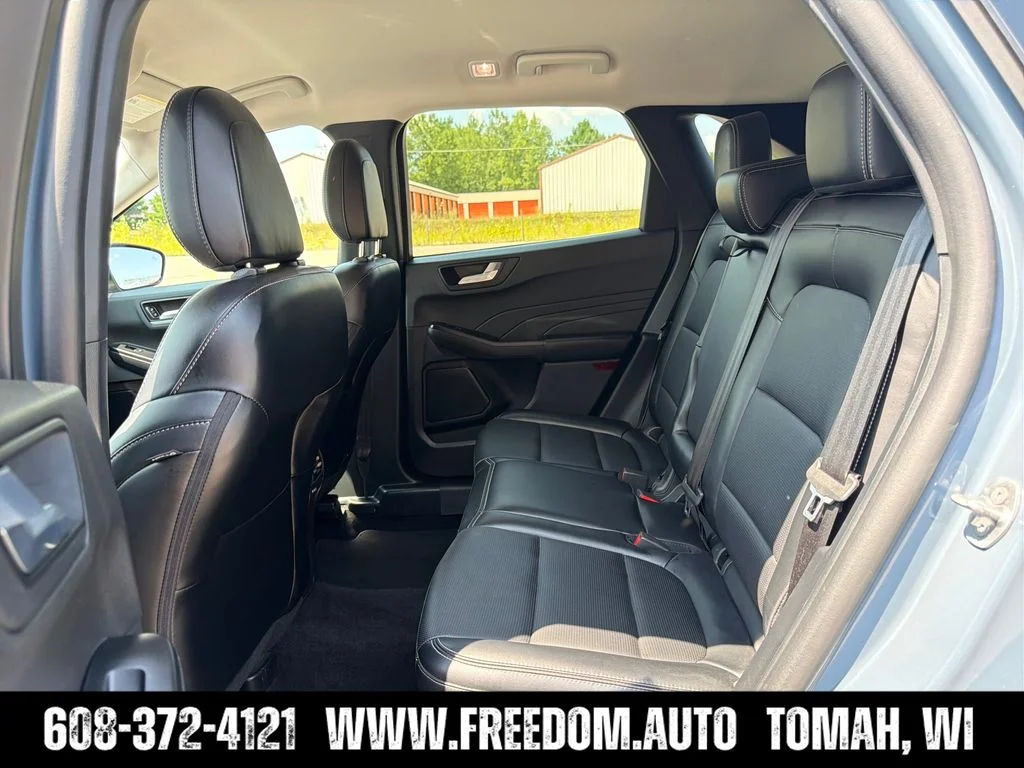 Used 2025 Black Ford Platinum image 24