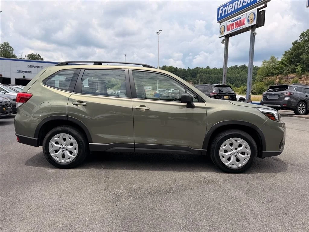 Used 2019 Green Subaru Base image 13