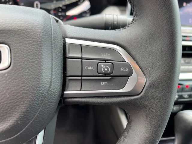 Used 2024 Black Jeep Latitude image 15