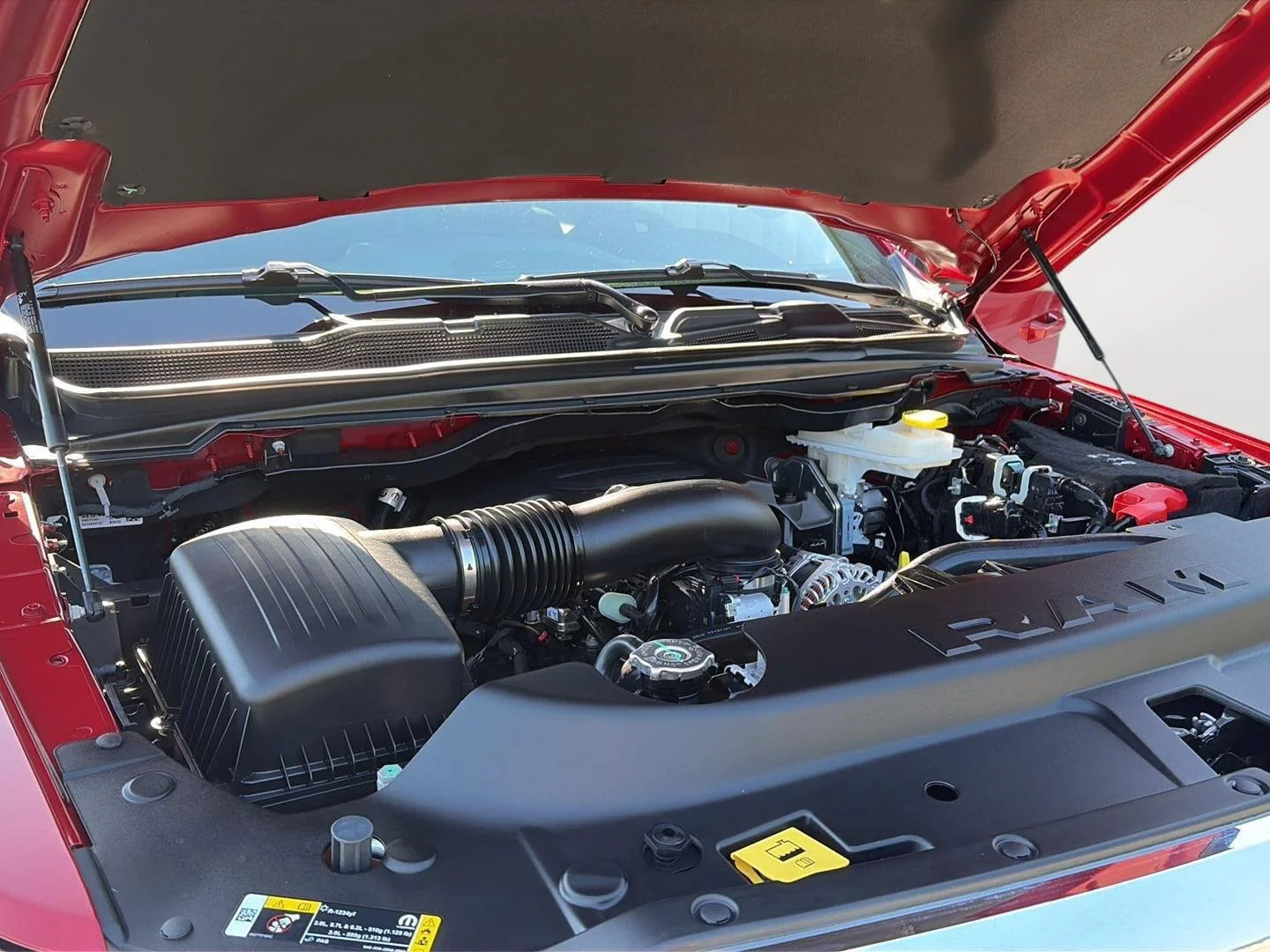 New 2027 Molten Red Pearl-Coat Exterior Paint RAM Laramie image 15