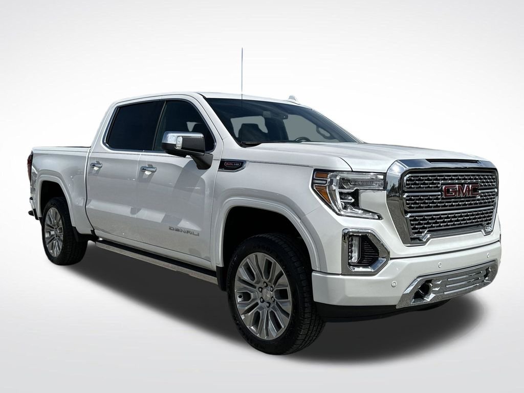 Used 2022 White GMC Denali image 9